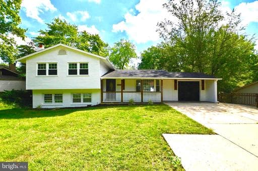 7215 WILLOW OAK PLACE