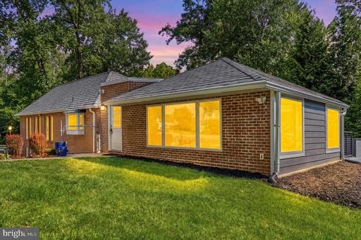 9416 HOLBROOK LANE