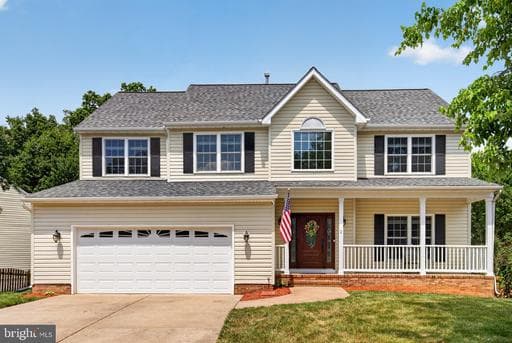 2 Silverthorn Ct, Stafford, VA 22554-7926, United States - Photo 1