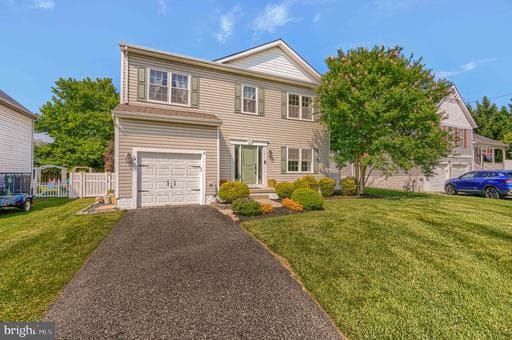 4 Granny Smith Ct, Middle River, MD 21220-1749, United States - Photo 1