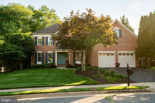 1308 ALDBURY WAY - Photo 1
