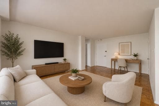 1545 18TH STREET 303