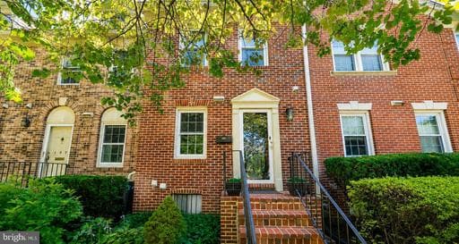 109 GREAT FALLS STREET 10 - Photo 1