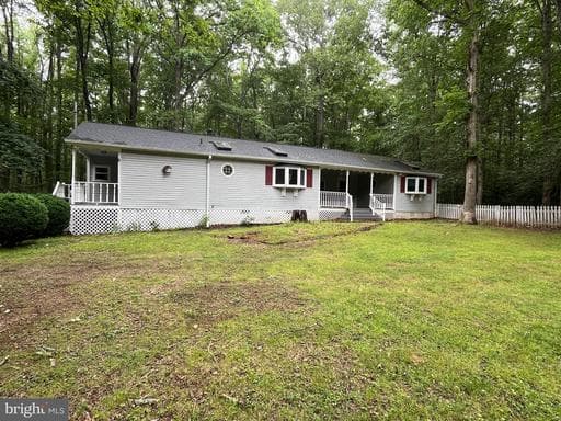 9809 PEPPERTREE ROAD