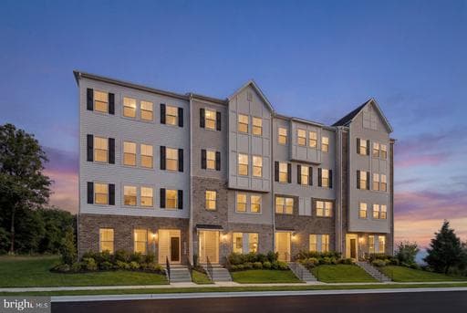 19550 Village Walk Dr, Montgomery Village, MD 20886-3002, United States - Photo 1