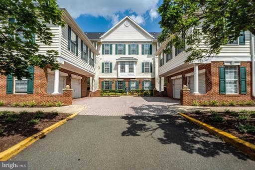 25230 POND VIEW SQUARE 102 - Photo 1