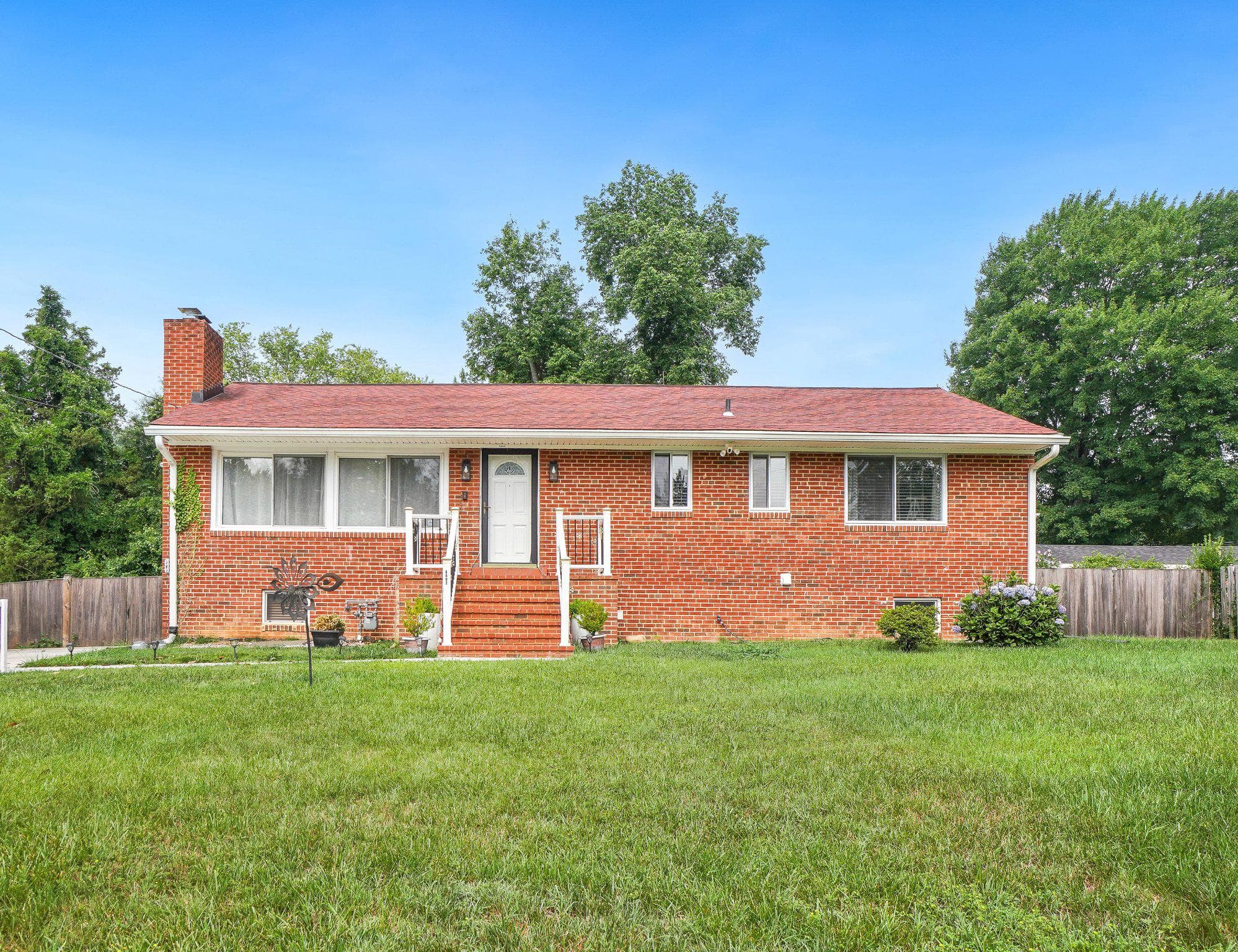 6802 Derrell Ct, Alexandria, VA 22307-1532, United States