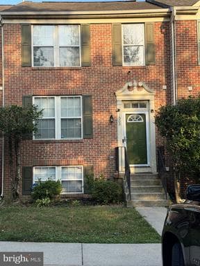 1503 TOWN VIEW COURT - Photo 1