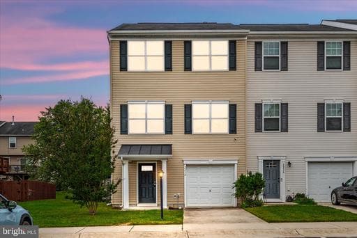 2232 MALLARD LANDING DRIVE