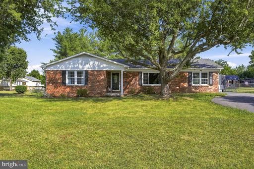 112 Lane St, Stephens City, VA 22655-2306, United States - Photo 1