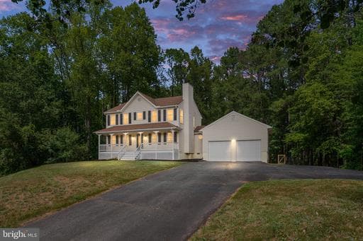 4 Cannon Knoll Dr, Fredericksburg, VA 22406-4143, United States