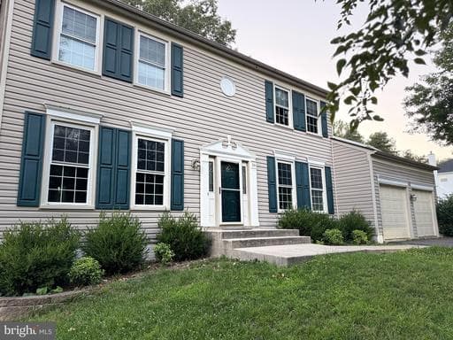 36 WESTHAMPTON COURT