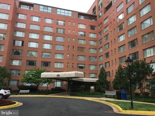 1111 ARLINGTON BOULEVARD W-244