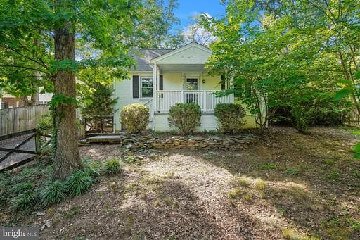 18418 WOODLAND DRIVE - Photo 1