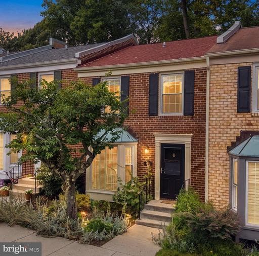 1202 BRUNSWICK COURT - Photo 1