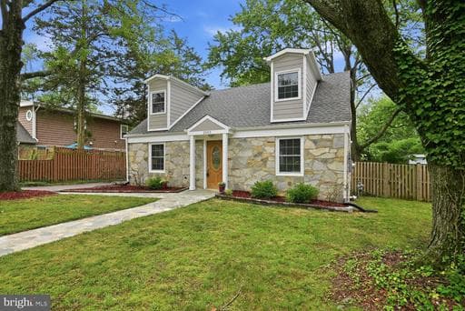 2503 POPKINS LANE - Photo 1