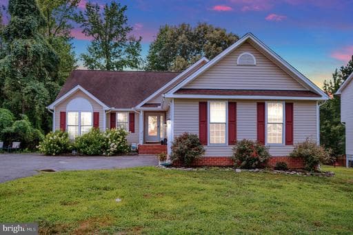 6196 DERBY WAY - Photo 1