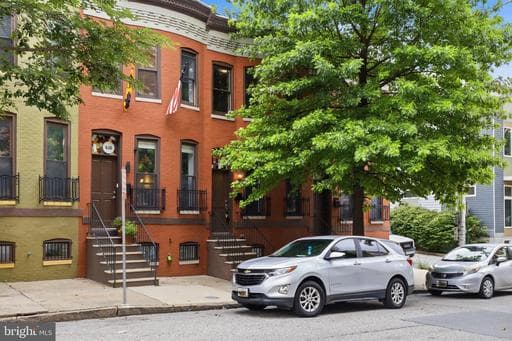 420 E OLIVER STREET - Photo 1