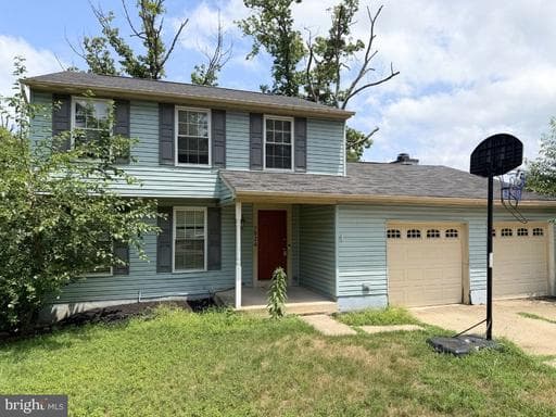 7924 BUTTERFIELD DRIVE - Photo 1