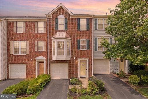 1337 Cranes Bill Way, Woodbridge, VA 22191-5514, United States