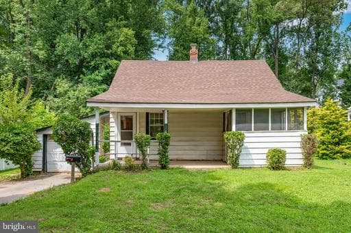 733 ANDERSON AVENUE - Photo 1