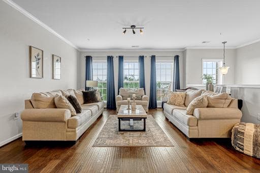 20604 Maitland TER ASHBURN VA 20147