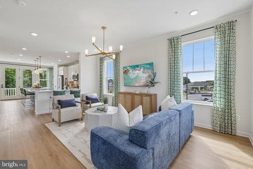 6360 Butterfly LN FREDERICK MD 21703