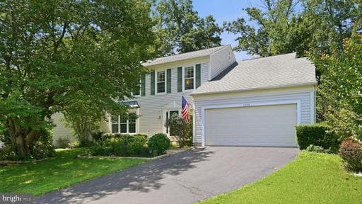 13176 Oak Farm Dr, Woodbridge, VA 22192-3817, United States