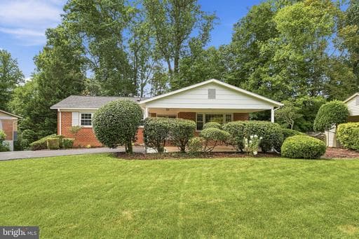 6922 SYDENSTRICKER ROAD