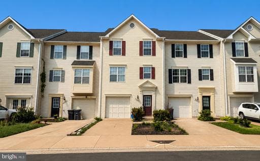 7988 Flager Cir, Manassas, VA 20109-7438, United States