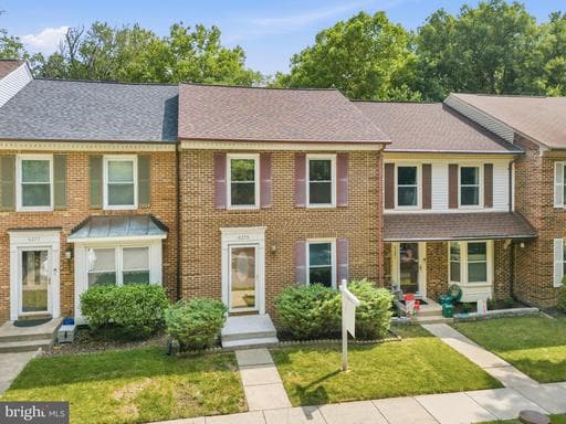 6279 KERRYDALE DRIVE