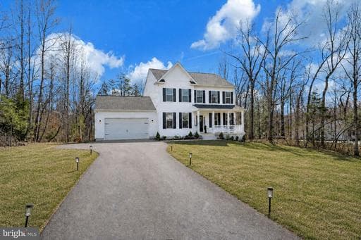 5509 BAZZANELLA DRIVE - Photo 1