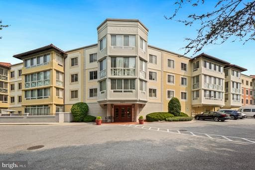 14805 PENNFIELD CIRCLE 206