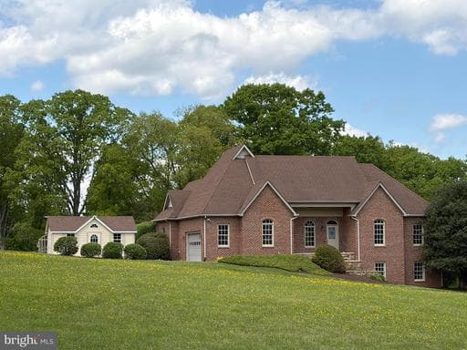 7001 WAYLAND DRIVE - Photo 1