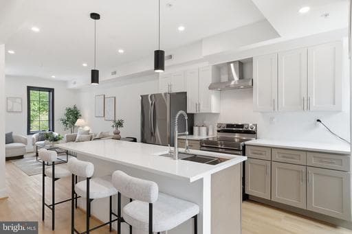 1024 SPRING ROAD