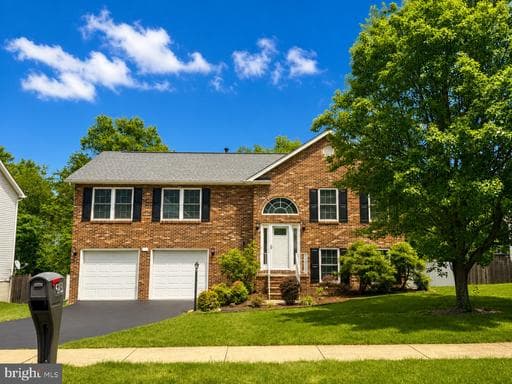 104 FOXGLOVE DRIVE