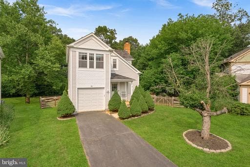 20 GLENGYLE LANE - Photo 1