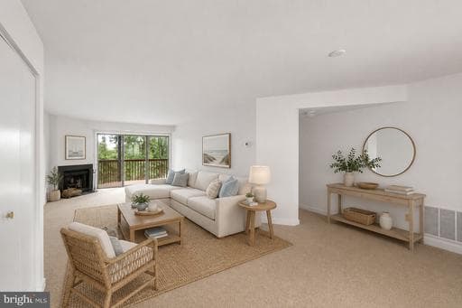 2010 QUAY VILLAGE CT #101,ANNAPOLIS,MD,21403,ANNE ARUNDEL