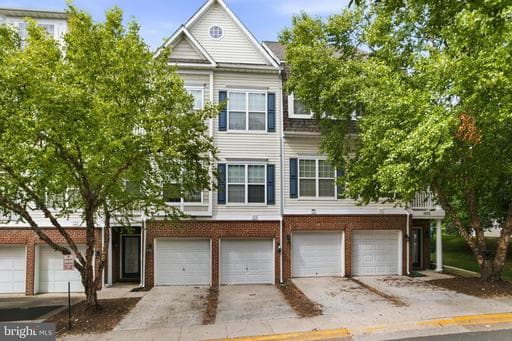1831 Cedar Cove Way, Woodbridge, VA 22191-6060, United States