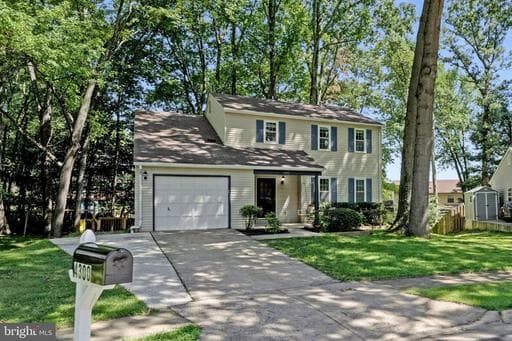 4300 TARTAN OAK COURT