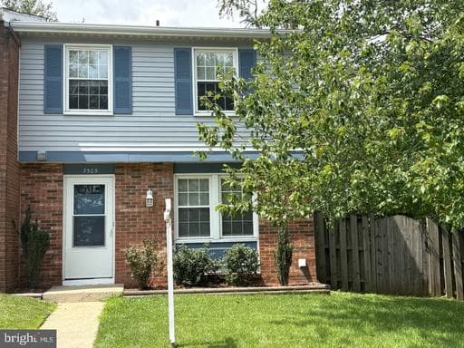 3505 Belfry Ln, Woodbridge, VA 22192-4348, United States