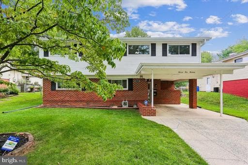 11513 Lockhart Pl, Silver Spring, MD 20902-3166, United States