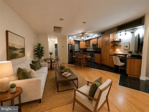 615 3RD STREET 9