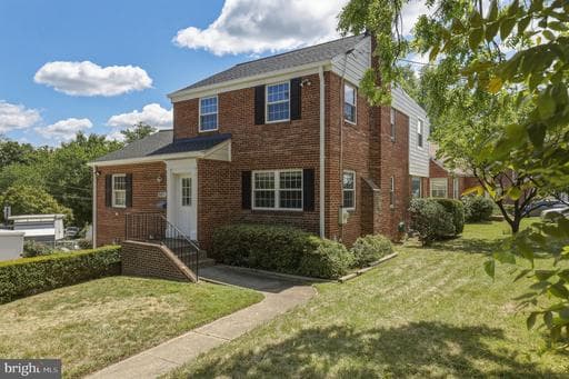 801 PATTON DRIVE