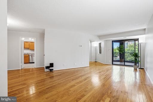 5904 MOUNT EAGLE DRIVE 711