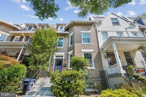626 D STREET - Photo 1