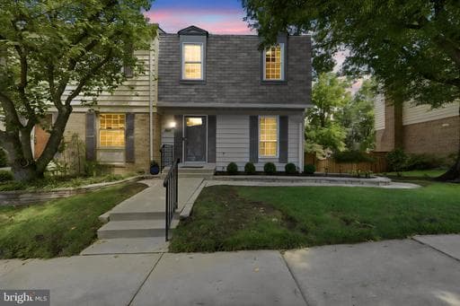 6511 China Grove Ct, Alexandria, VA 22310-2429, United States