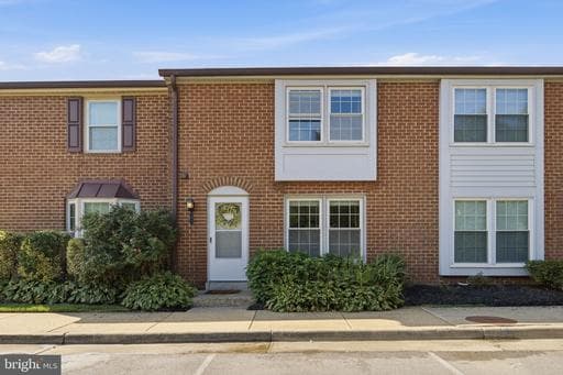 5603 INDEPENDENCE CIRCLE