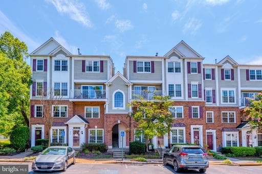 5975 Terrapin Pl, Alexandria, VA 22310-5459, United States