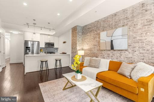 1451 GIRARD STREET 2